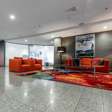 Apartamento 2 Beds 2 Baths Apt In Braddon Cbd - Pool, 1 Free Parking, Gym Camberra Exterior foto