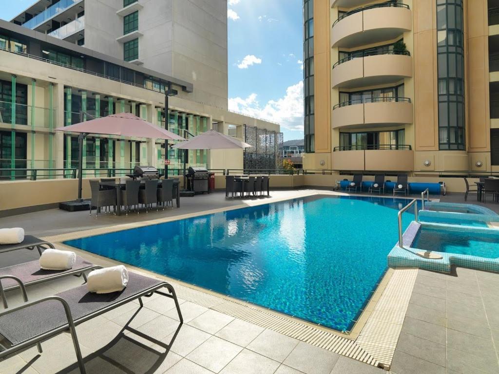 Apartamento 2 Beds 2 Baths Apt In Braddon Cbd - Pool, 1 Free Parking, Gym Camberra Exterior foto